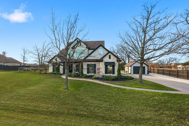 113 Bent Oak Drive, Aubrey, TX 76227