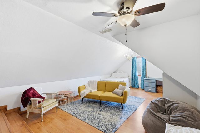 113 Bent Oak Drive, Aubrey, TX 76227