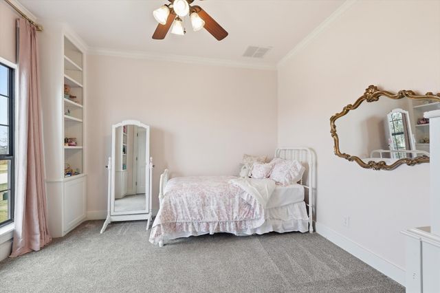 113 Bent Oak Drive, Aubrey, TX 76227