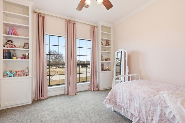 113 Bent Oak Drive, Aubrey, TX 76227