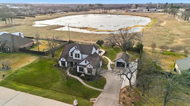 113 Bent Oak Drive, Aubrey, TX 76227