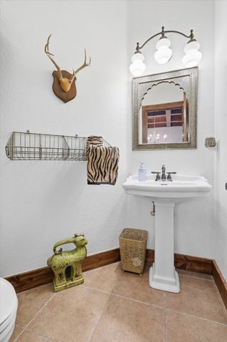 113 Bent Oak Drive, Aubrey, TX 76227