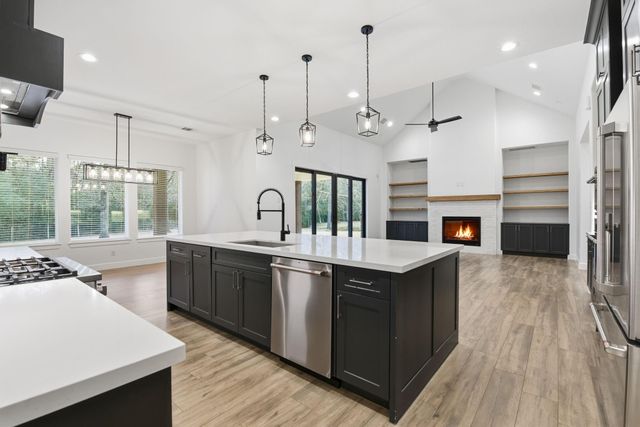 19330 Veterans Road, Magnolia, TX 77355