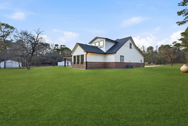 19330 Veterans Road, Magnolia, TX 77355