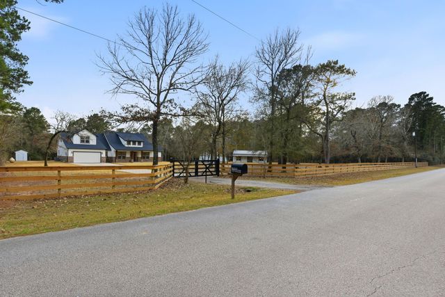 19330 Veterans Road, Magnolia, TX 77355