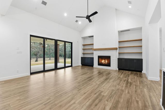 19330 Veterans Road, Magnolia, TX 77355