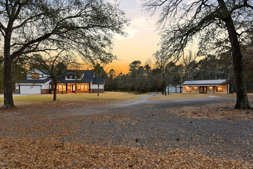 19330 Veterans Road, Magnolia, TX 77355