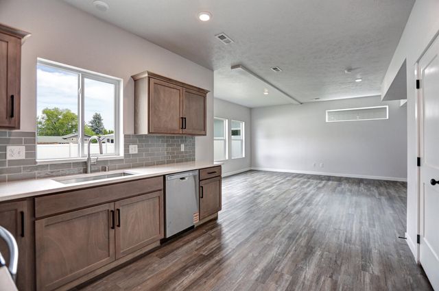 416 N Martini Ln, Spokane Valley, WA 99216