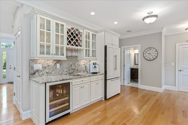 4 Darrens Way, Methuen, MA 01844