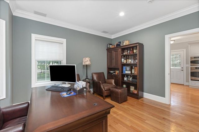 4 Darrens Way, Methuen, MA 01844