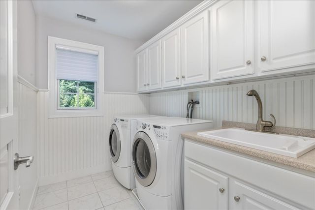4 Darrens Way, Methuen, MA 01844