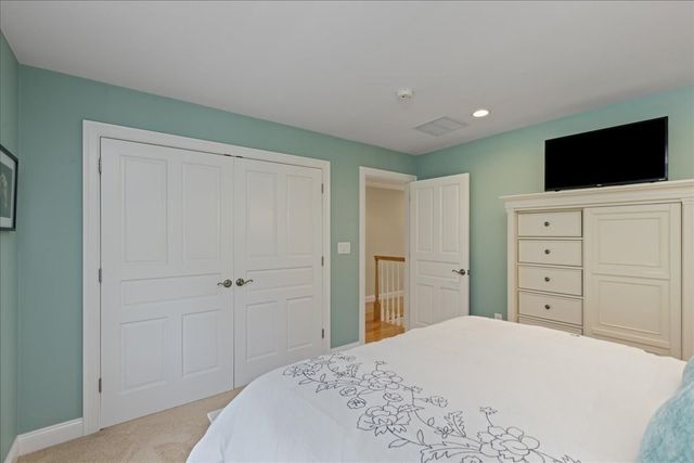4 Darrens Way, Methuen, MA 01844