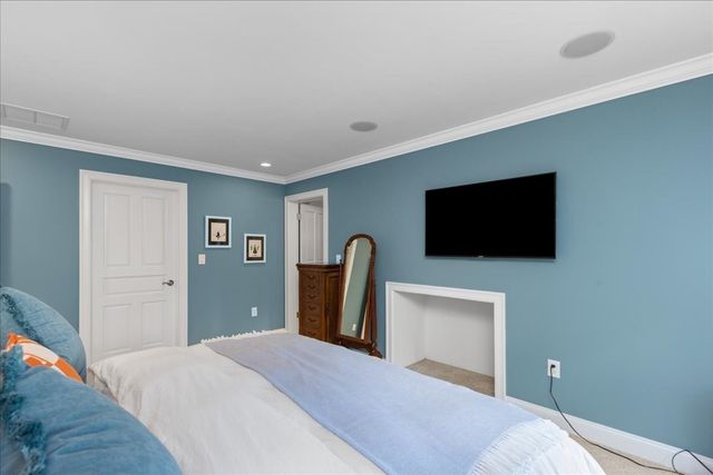 4 Darrens Way, Methuen, MA 01844