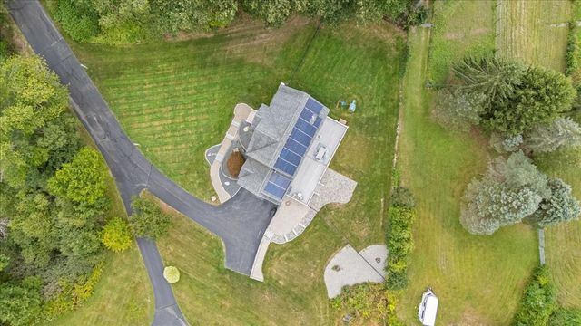 4 Darrens Way, Methuen, MA 01844