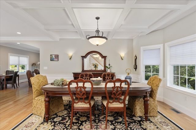 4 Darrens Way, Methuen, MA 01844