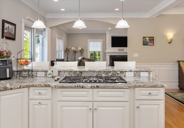 4 Darrens Way, Methuen, MA 01844