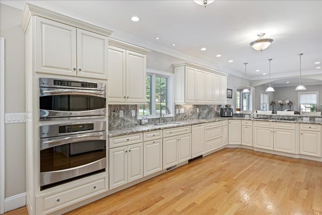 4 Darrens Way, Methuen, MA 01844