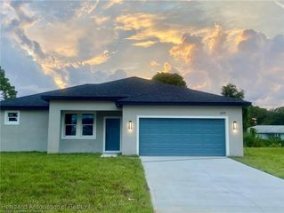 619 Aston-Martin Drive, Sebring, FL 33872