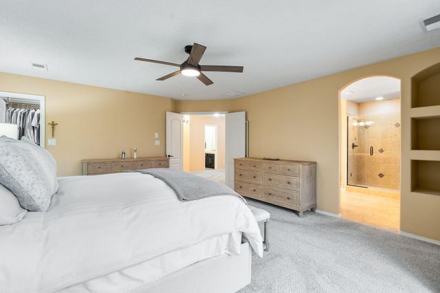 6248 Nueva Espana Road NW, Albuquerque, NM 87114