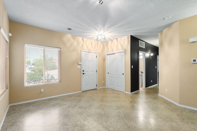 6248 Nueva Espana Road NW, Albuquerque, NM 87114