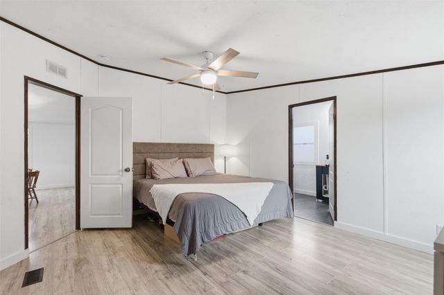 580 Railyard DR, Kyle, TX 78640