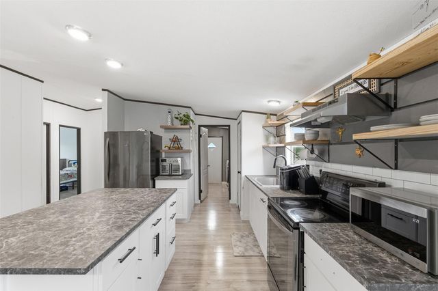 580 Railyard DR, Kyle, TX 78640