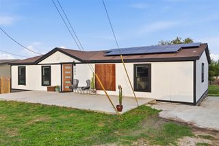 580 Railyard DR, Kyle, TX 78640