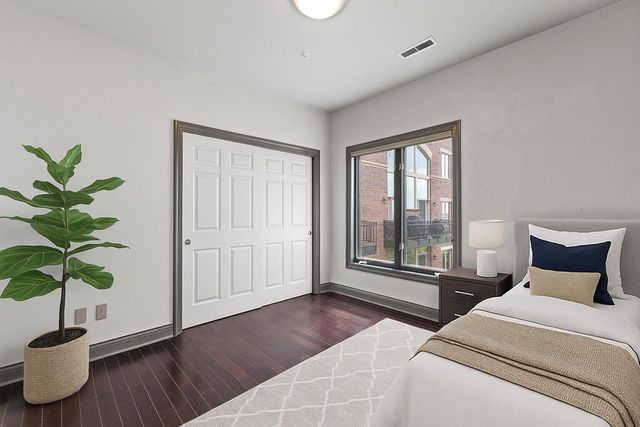 1515 N Van Buren STREET #500, Milwaukee, WI 53202