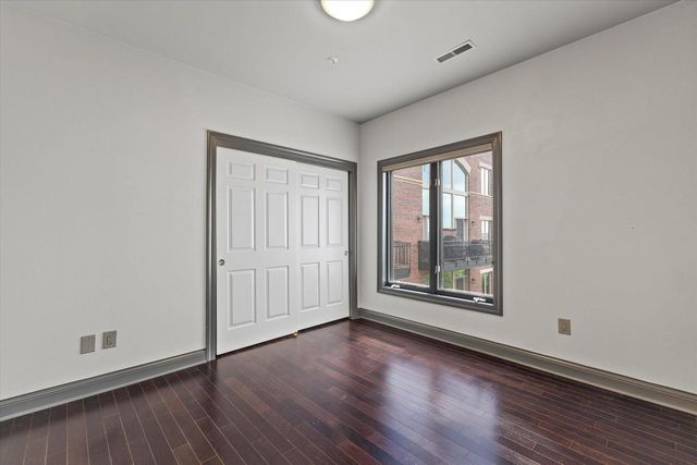 1515 N Van Buren STREET #500, Milwaukee, WI 53202
