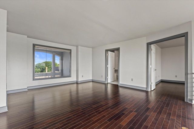 1515 N Van Buren STREET #500, Milwaukee, WI 53202