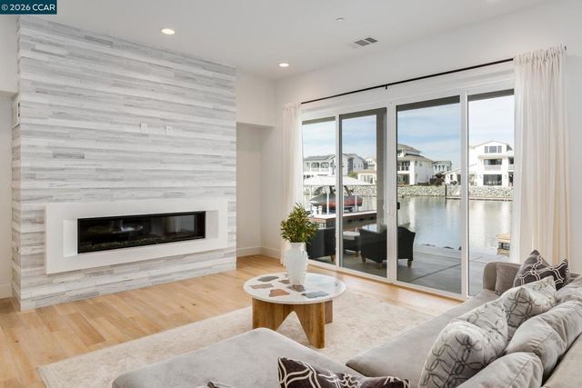 461 Halcyon Pl, Bethel Island, CA 94511