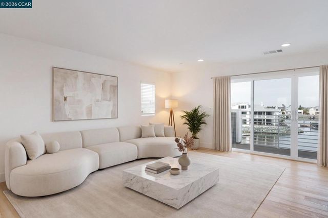 461 Halcyon Pl, Bethel Island, CA 94511