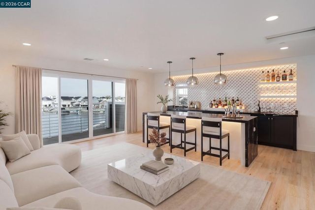 461 Halcyon Pl, Bethel Island, CA 94511