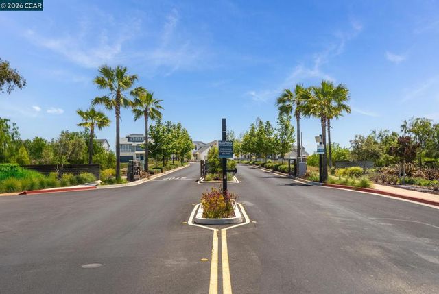 461 Halcyon Pl, Bethel Island, CA 94511