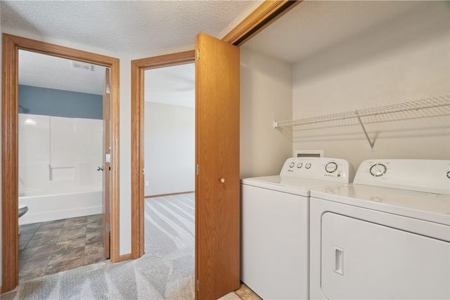 3120 Wilson Avenue SW 6, Cedar Rapids, IA 52404