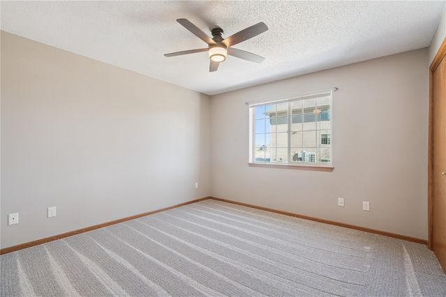 3120 Wilson Avenue SW 6, Cedar Rapids, IA 52404