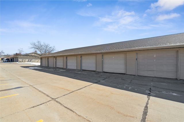 3120 Wilson Avenue SW 6, Cedar Rapids, IA 52404