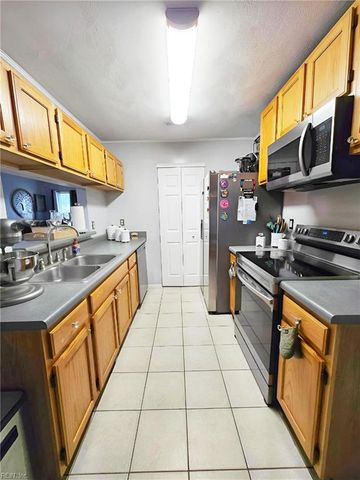 147 Squire Reach BLVD, Suffolk, VA 23434