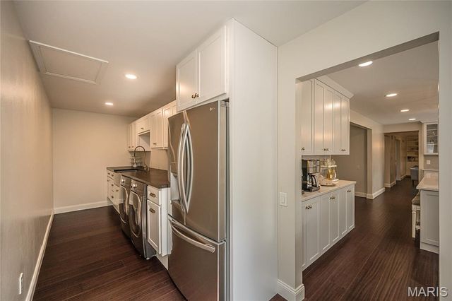 3822 Rock Bluff Court, Oakville, MO 63129