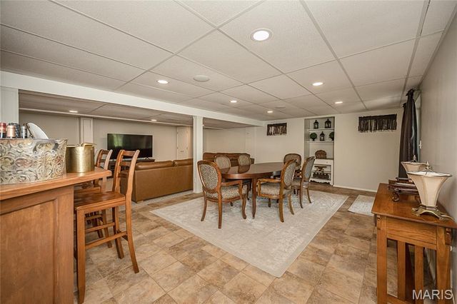 3822 Rock Bluff Court, Oakville, MO 63129