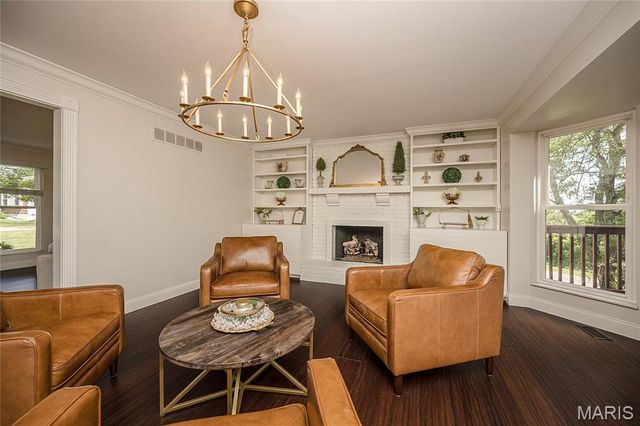 3822 Rock Bluff Court, Oakville, MO 63129