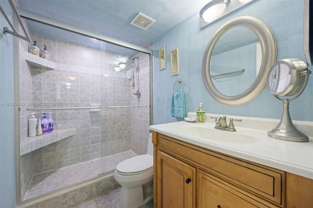 20401 NE 30th Avenue 320-8, Aventura, FL 33180