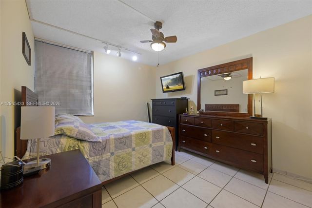 20401 NE 30th Avenue 320-8, Aventura, FL 33180