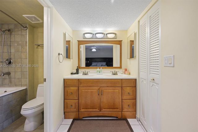 20401 NE 30th Avenue 320-8, Aventura, FL 33180
