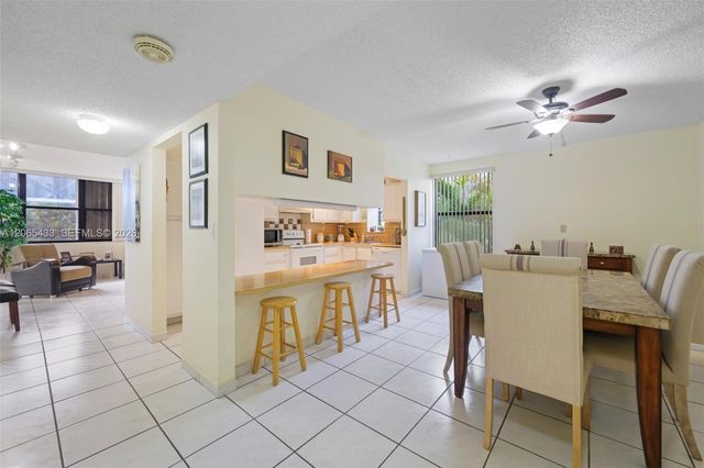 20401 NE 30th Avenue 320-8, Aventura, FL 33180