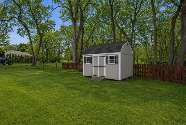 2 Hemenway Road, Framingham, MA 01701