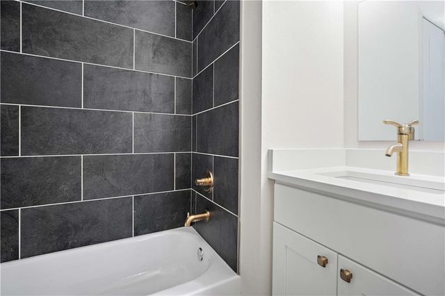 2553 Springhill Avenue, Mobile, AL 36607