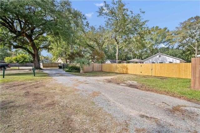 2553 Springhill Avenue, Mobile, AL 36607