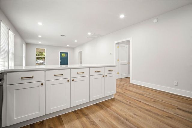 2553 Springhill Avenue, Mobile, AL 36607