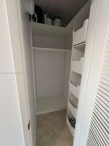 3208 Colony Club Rd 2, Pompano Beach, FL 33062